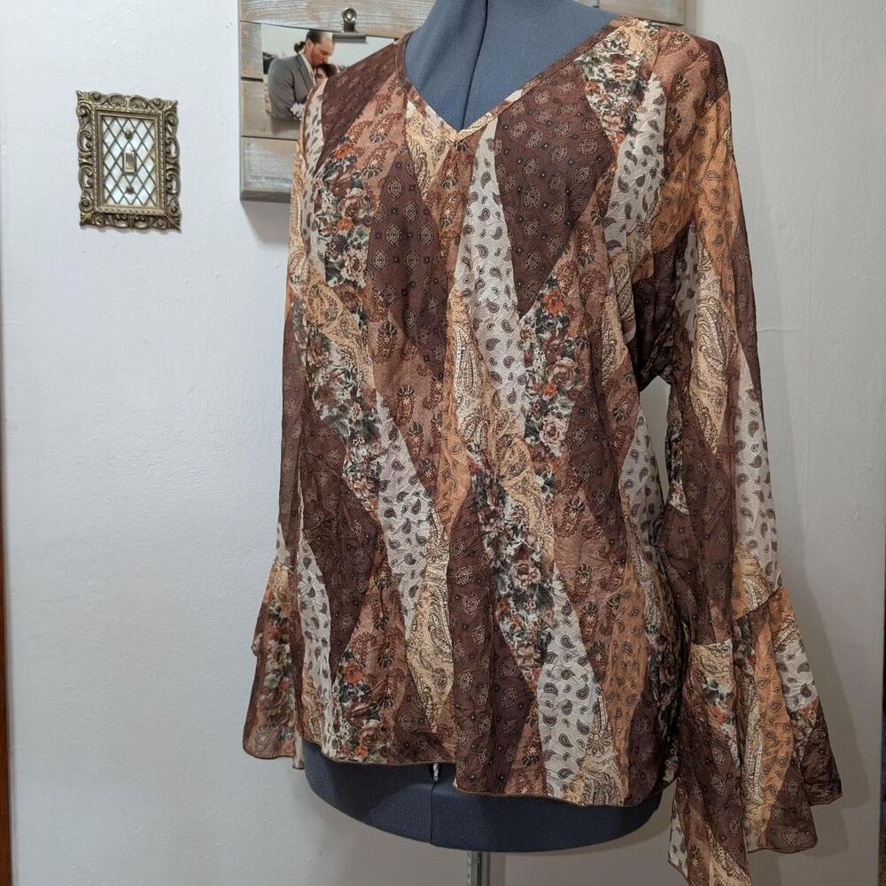 Women's y2k brown paisley floral blouse with bell sleeves